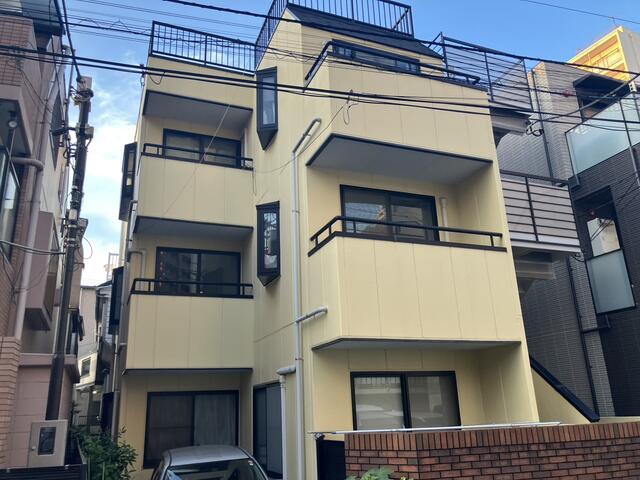 Shinjuku Okubo Apartment