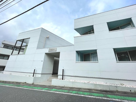 Shinjuku Ochiai Minami-Nagasaki Apartment