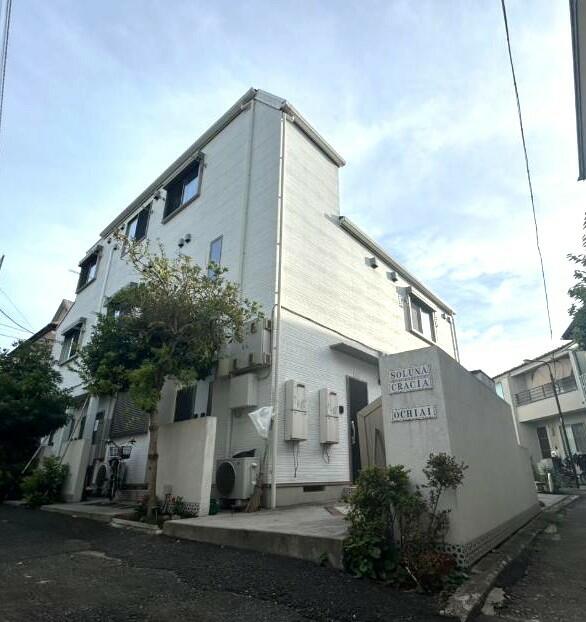 Shinjuku Ochiai Studio